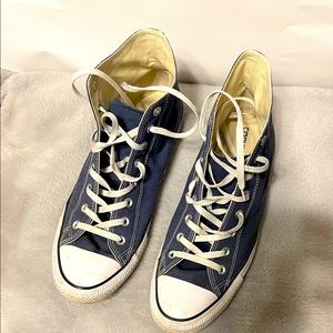 Gently worn men’s navy Converse